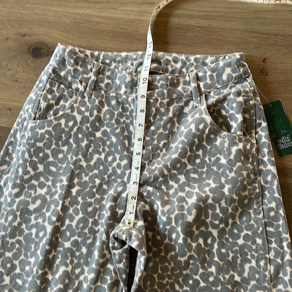 Wild Fable Leopard Print Straight Leg Jeans Size XS - Picture 7 of 13